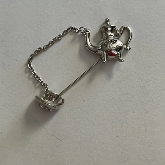 Vintage Avon Signed Teapot Teacup Silver Tone Metal Stick Pin - Picture 3 of 7